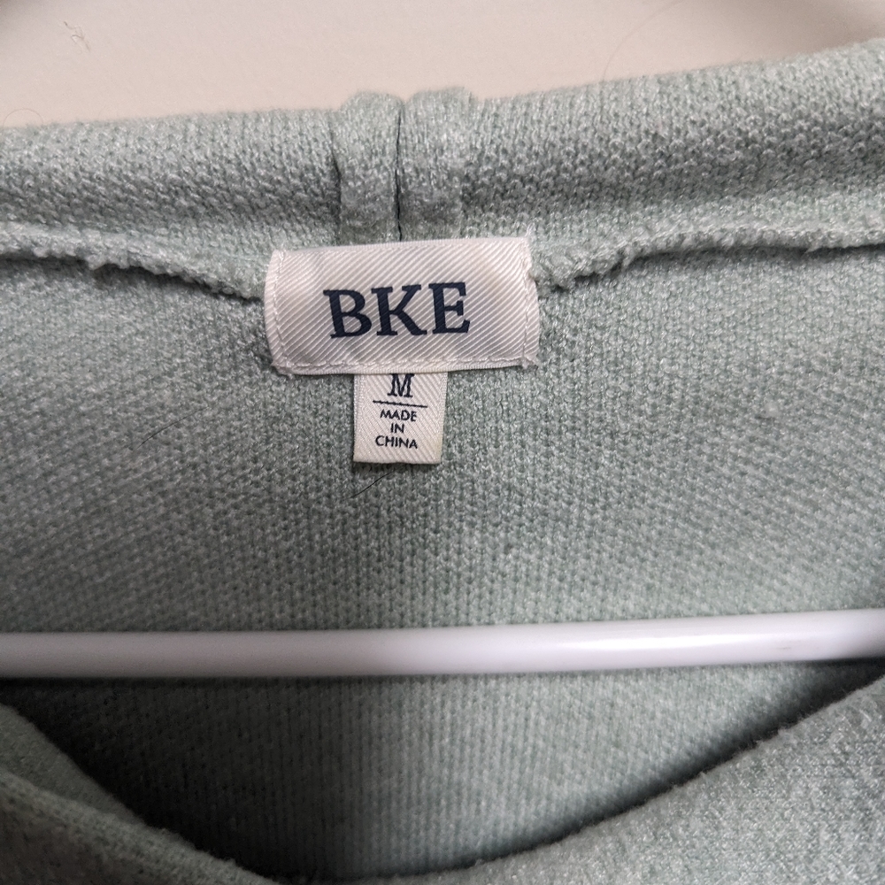 💖HP💖 BKE Hooded Light Green Pull Over - Picture 3 of 5